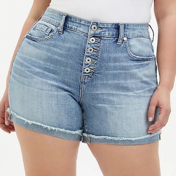 torrid Pants - Torrid High Rise Midi Short - Vintage Stretch Eco Light Wash Size 24